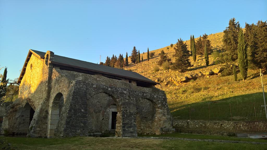 Antichi Feudi Dimora D'Epoca Ξενοδοχείο Teggiano Εξωτερικό φωτογραφία